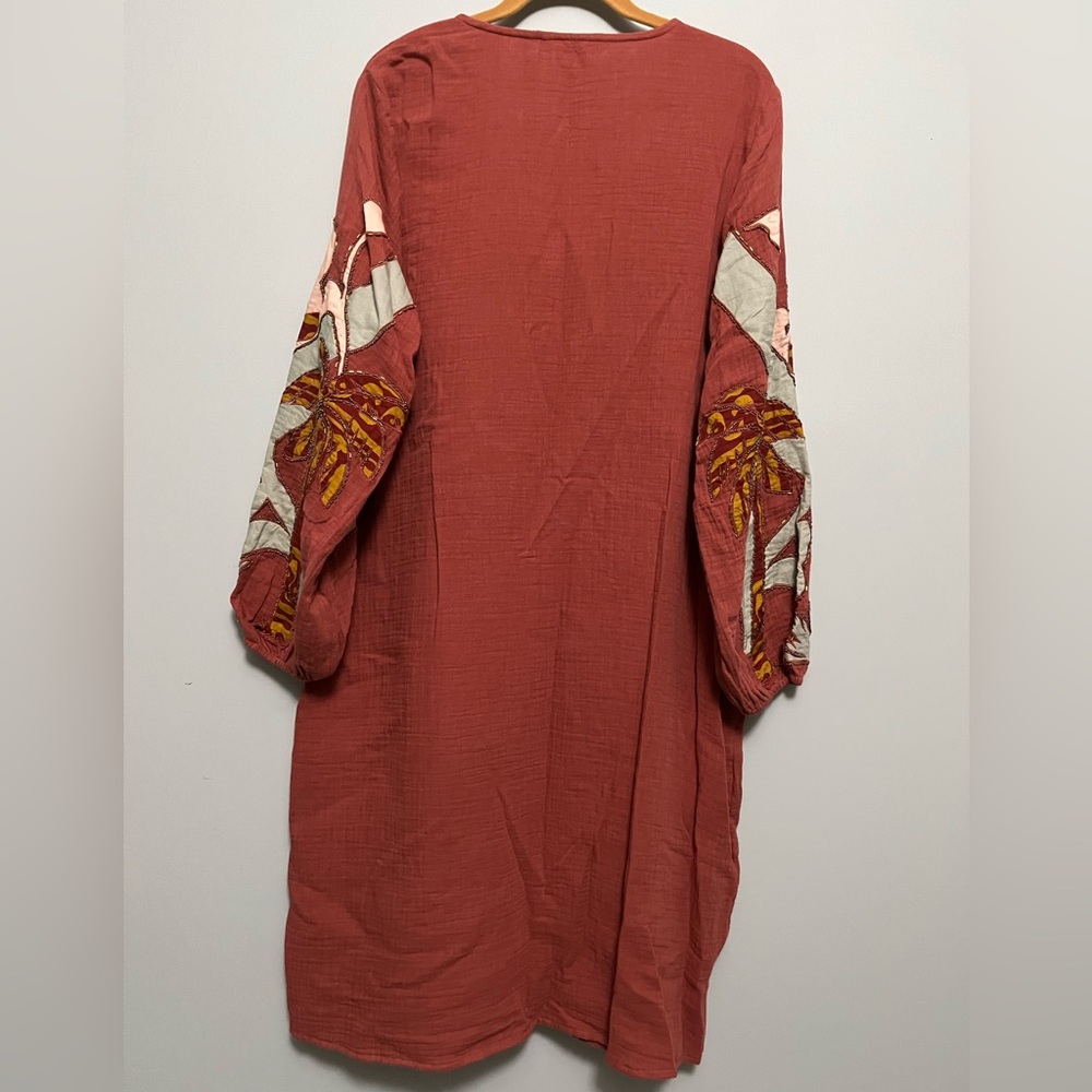 Beautiful wine color caftan dress with hand embroidered beads design - Picture 2 of 4